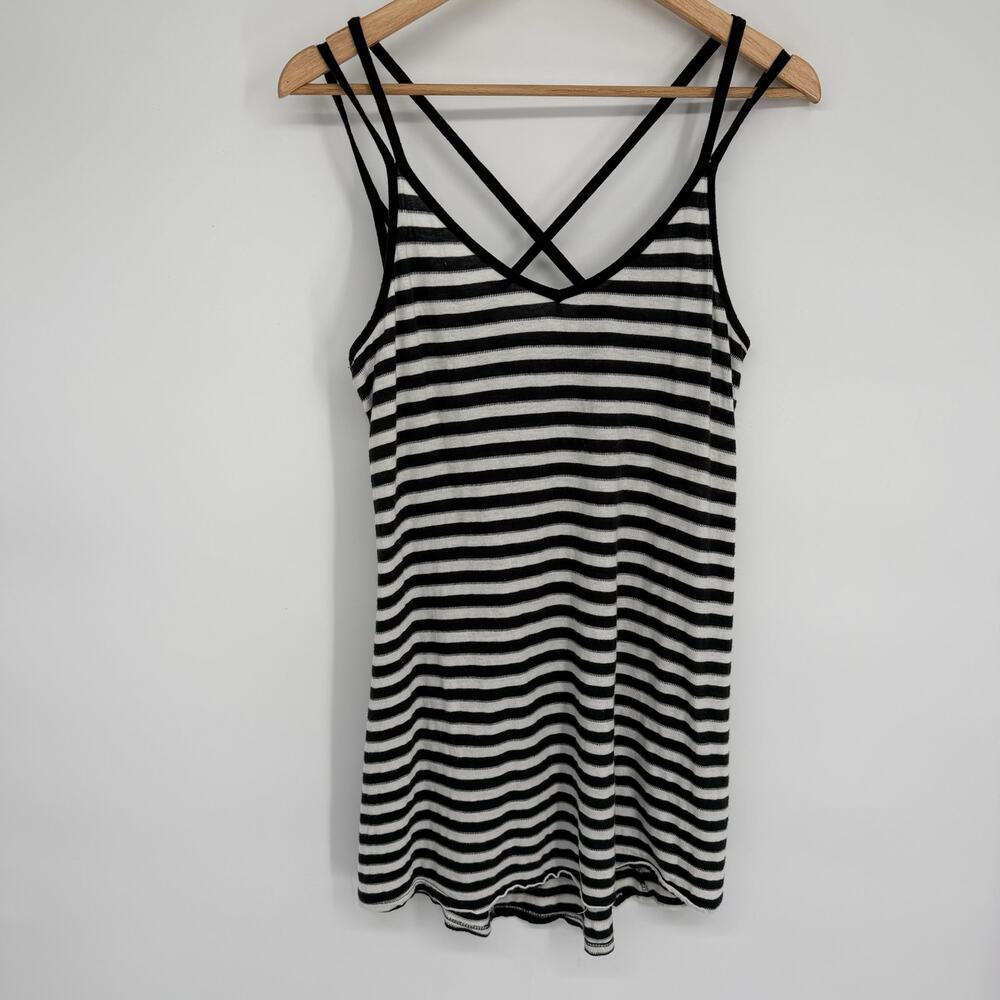 RCVA Vacay Dress Women’s XS Deep V Black & White Stripe‎ Active Outdoor Feminine
